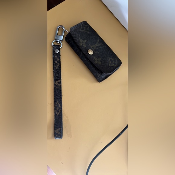 MONOGRAM KEY HOLDER - Picture 5 of 7